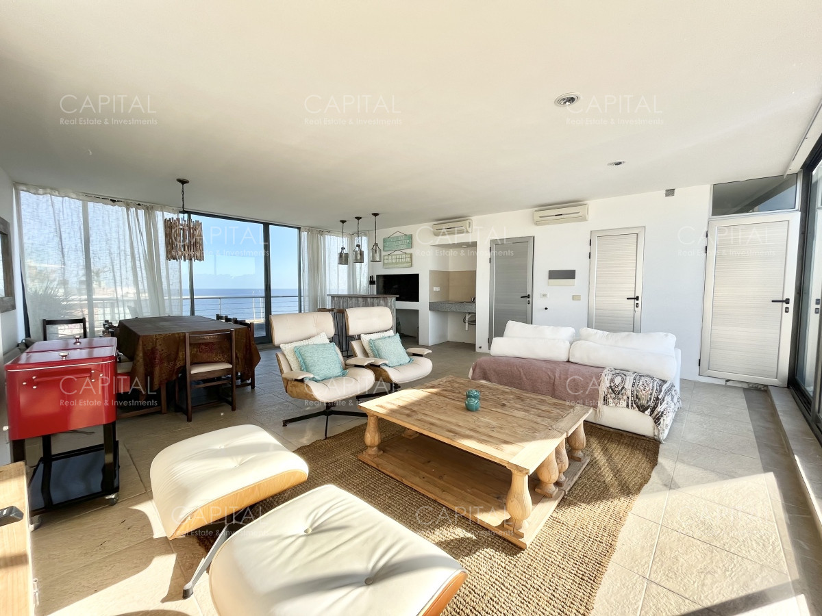 Apartamento ID.35310 - Penthouse de Cuatro Ambientes en Punta del Este 
