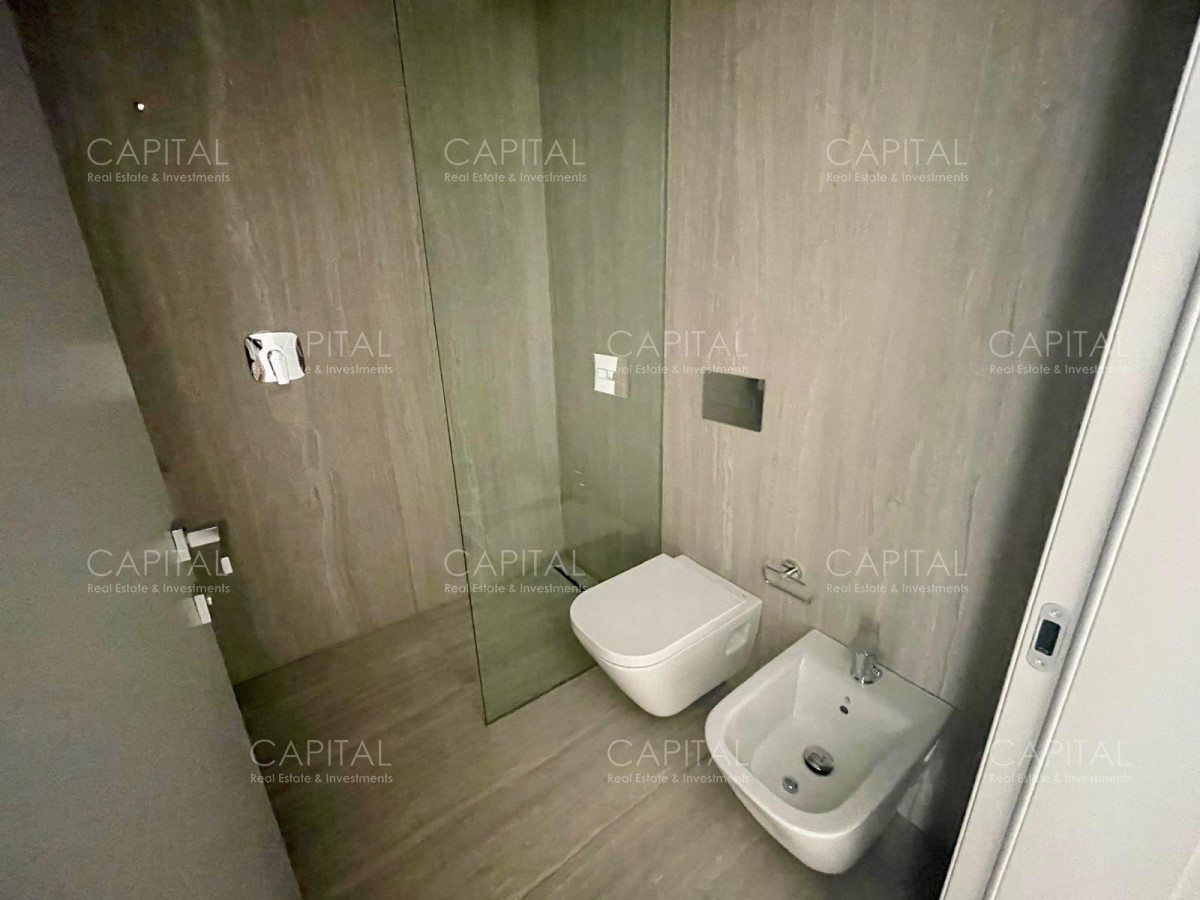 Apartamento ID.38226 - Departamento  en venta sobre el mar en La Barra con piscina y parrillero