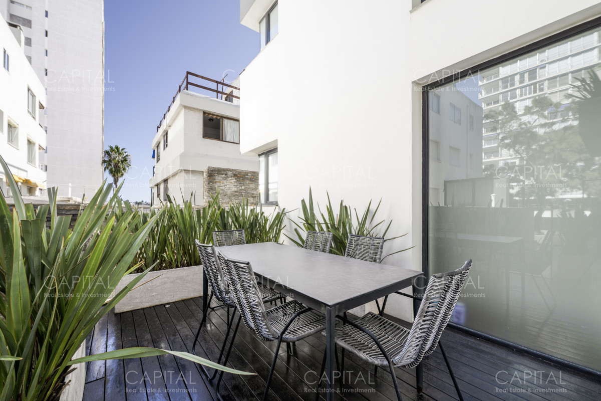 Apartamento ID.32557 - Departamento en Venta Primera Linea en Puerto Punta del Este