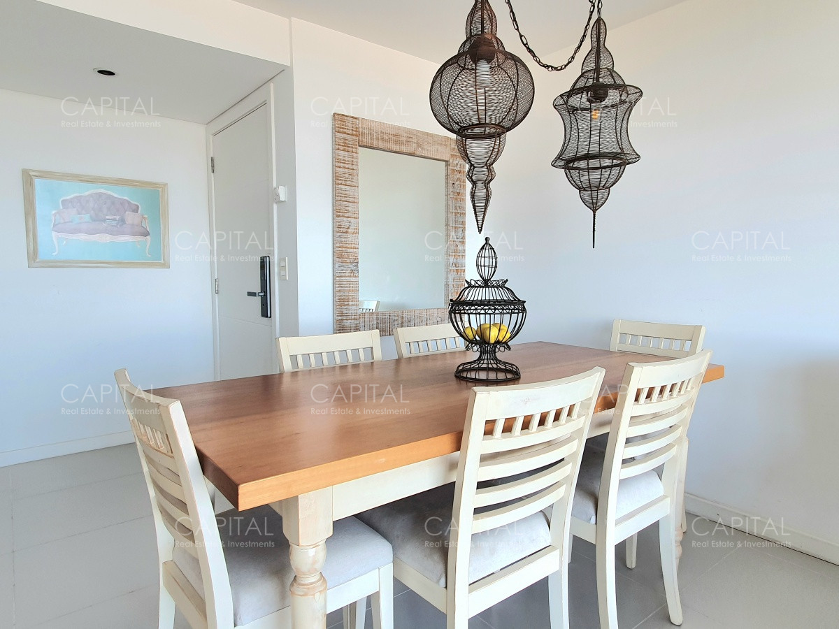 Apartamento ID.32026 - Venta Departamento Primera Línea dos dormitorios y dependencia de servicio en Playa Mansa Punta del Este