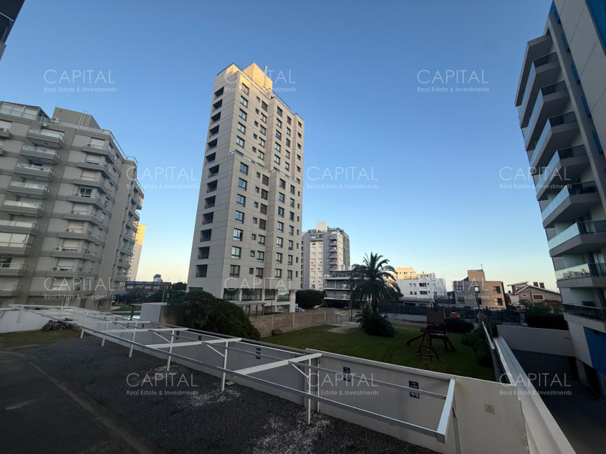 Apartamento ID.40376 - Departamento en Alquiler en Playa Brava, Punta del Este