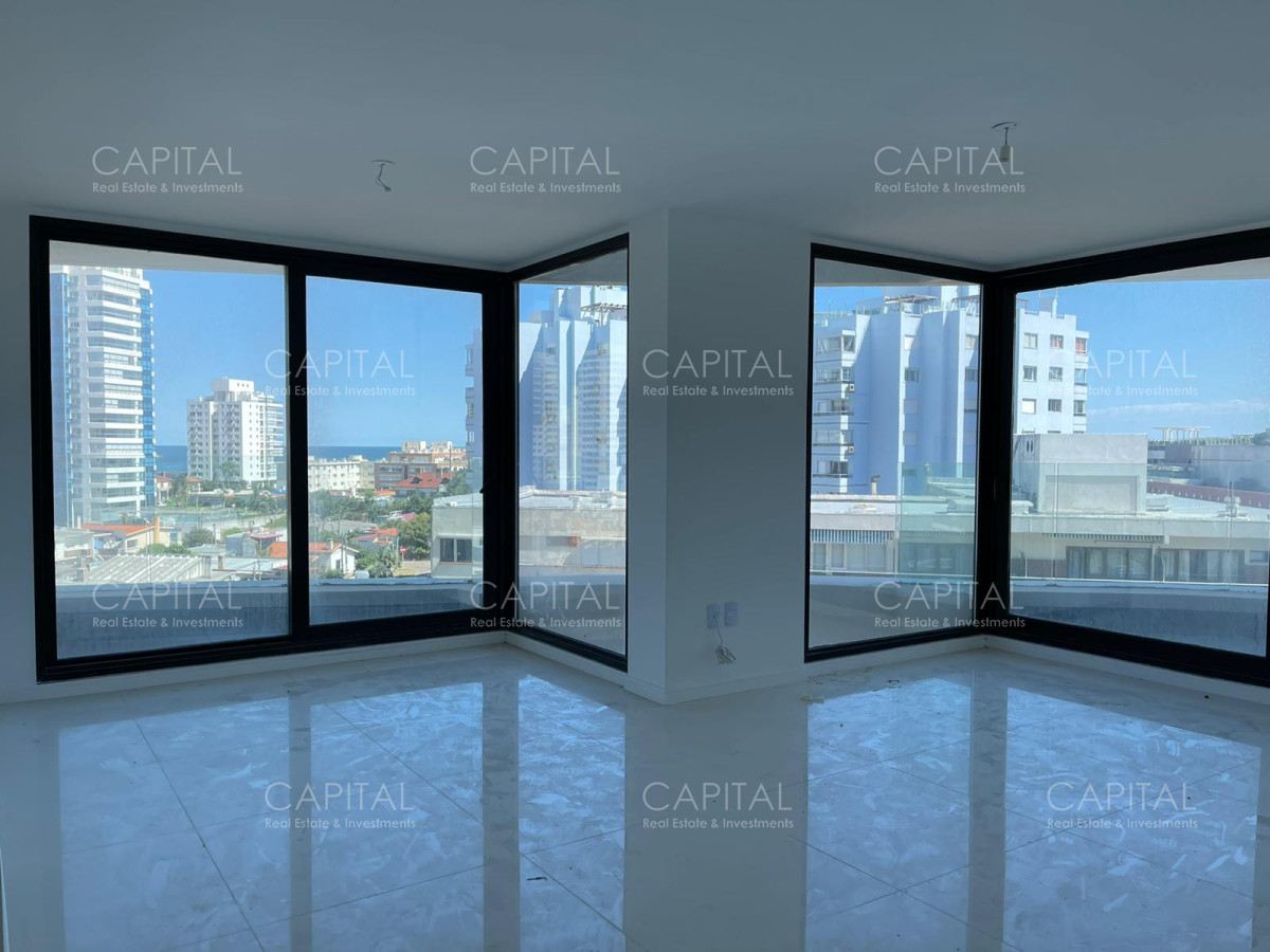 Apartamento ID.31141 - Apartamento Art Tower de Tres Dormitorios en Alquiler