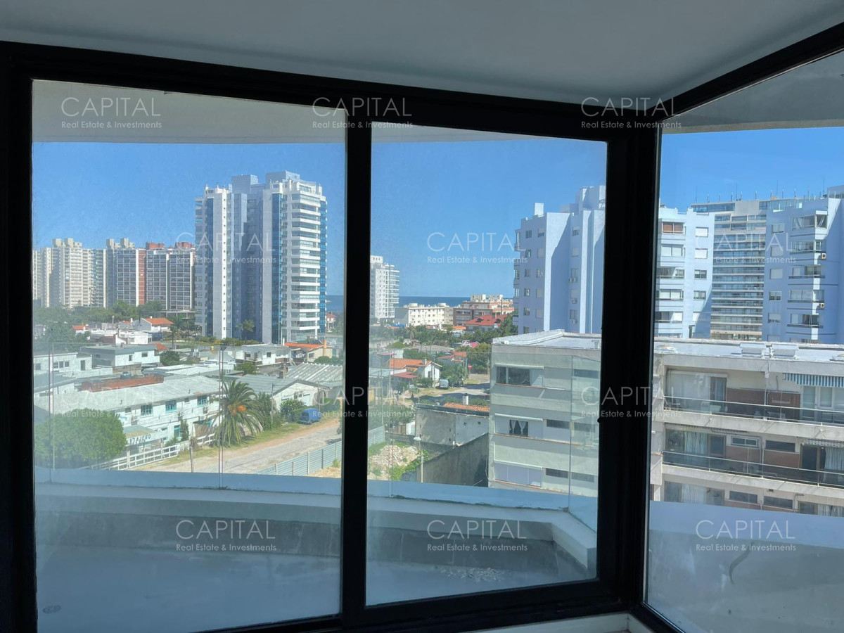 Apartamento ID.31141 - Apartamento Art Tower de Tres Dormitorios en Alquiler