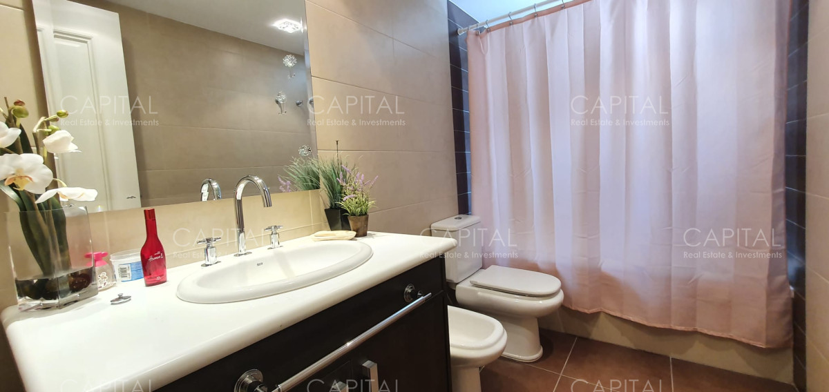 Apartamento ID.32278 - Venta departamento frente al mar tres dormitorios mas dependencia Playa Brava Punta del Este