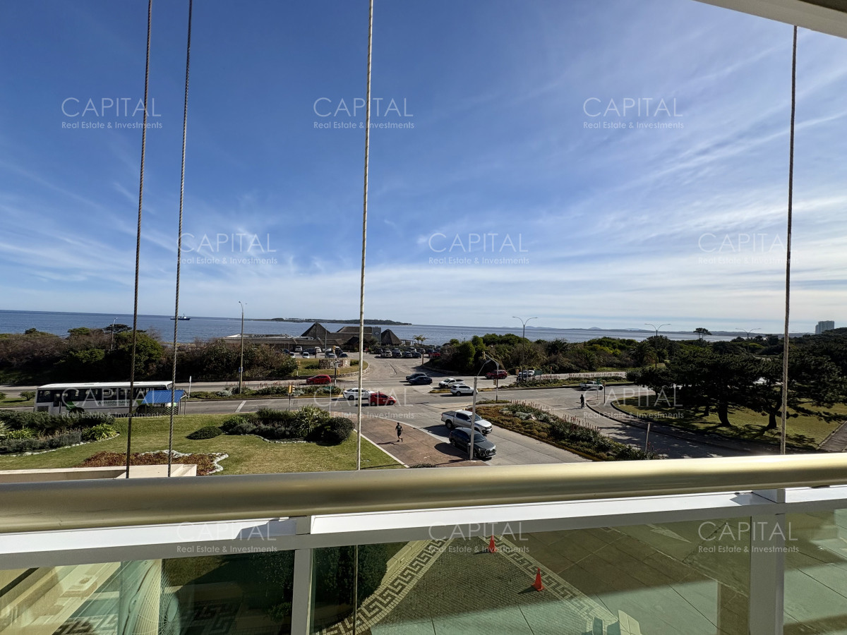 Apartamento ID.38202 - Coral Tower Departamento Esquinero