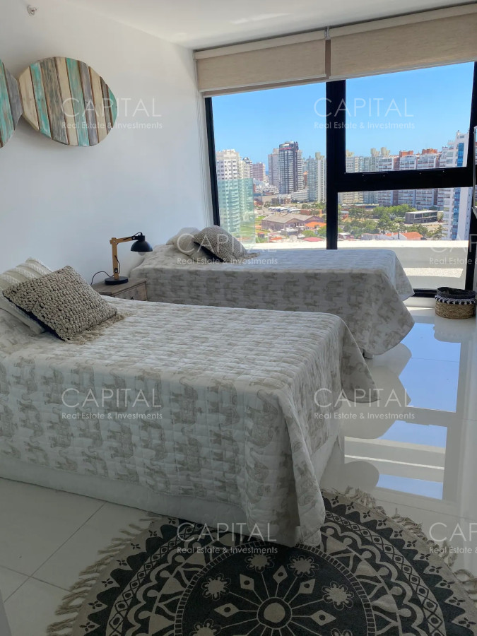 Apartamento ID.32732 - Apartamento de tres dormitorios en venta, ARTOWER Punta del Este