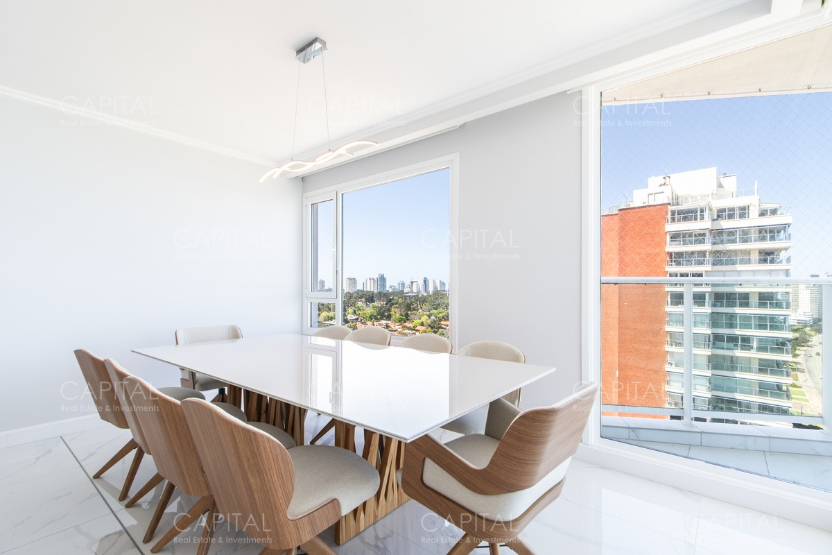Apartamento ID.35253 - Paramount De Tres Dormitorios En Suites + Dependencia En Alquiler