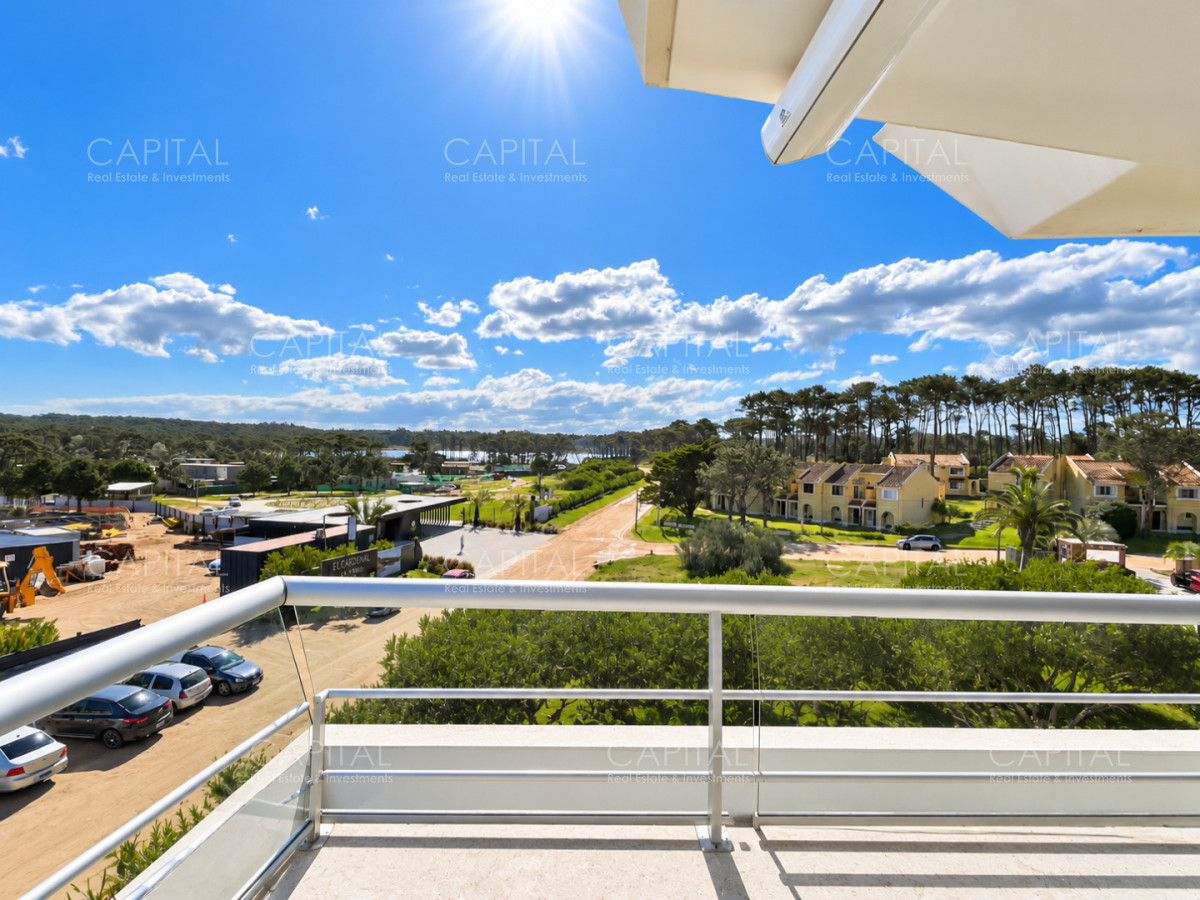 Apartamento ID.28086 - Departamento en venta 3 dormitorios en Manantiales en Bikini Beach