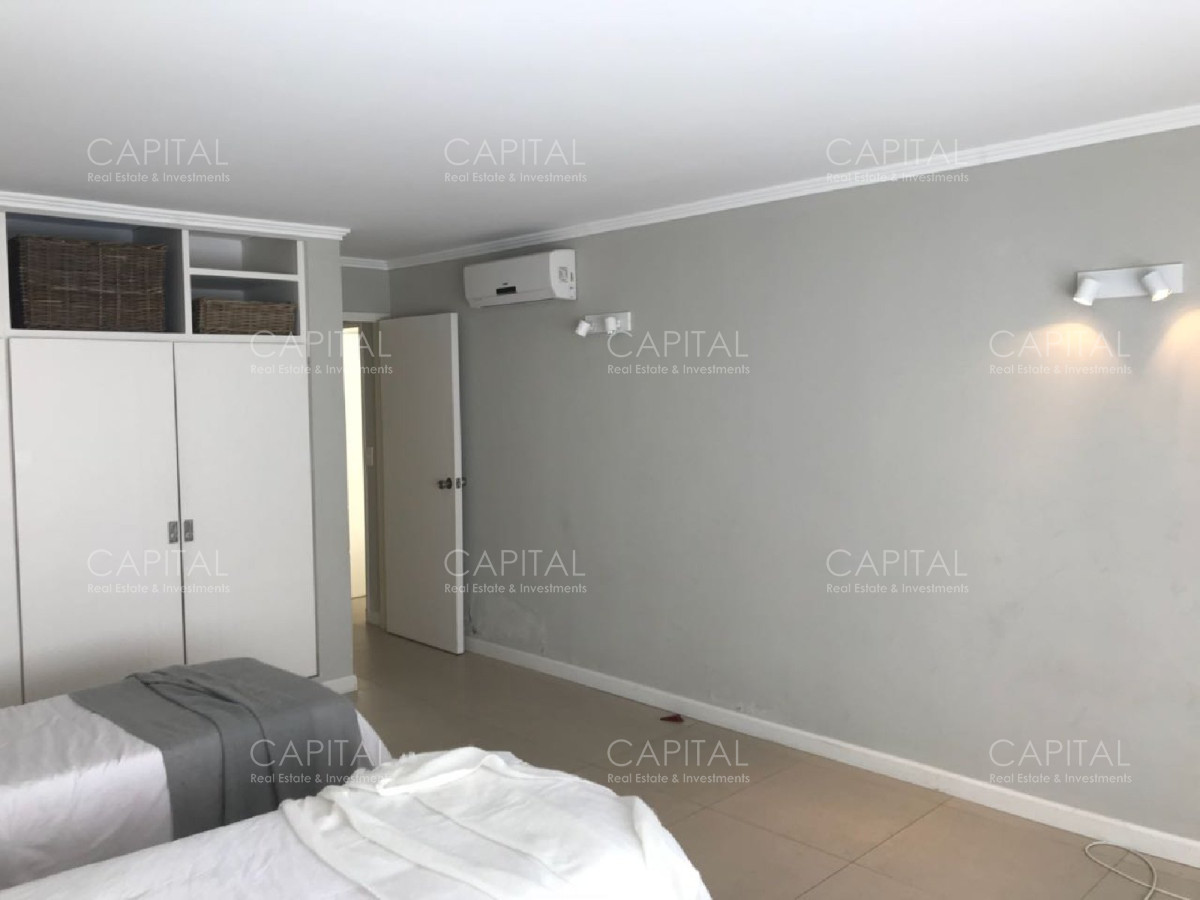 Apartamento ID.26903 - Apartamento de Tres Dormitorios en Península Venta 