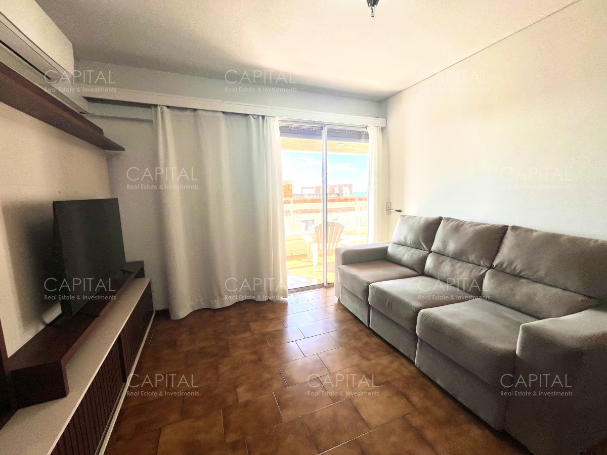 Alquiler Anual de Apartamento en Edificio Torreòn, photo 5