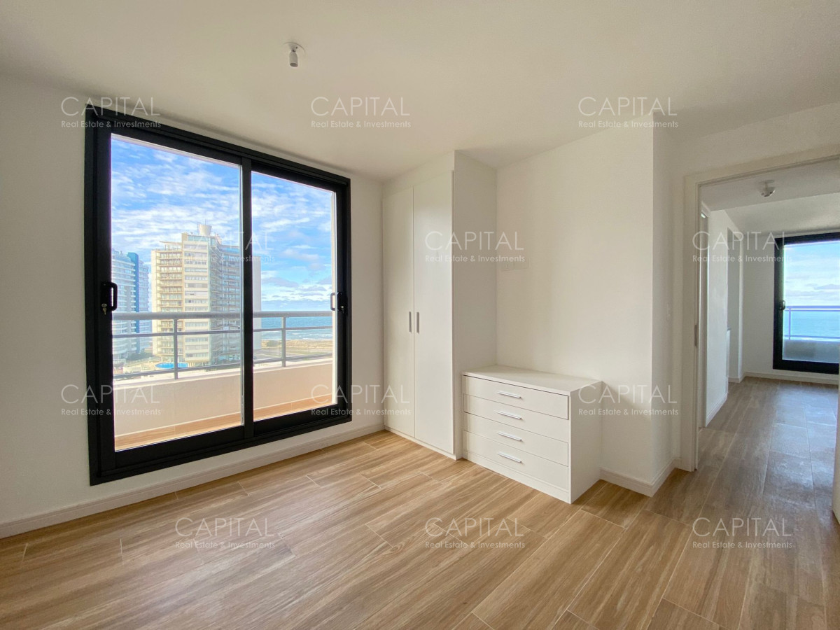 Apartamento ID.35688 - Departamento 2 dormitorios 2 baños con vista al mar