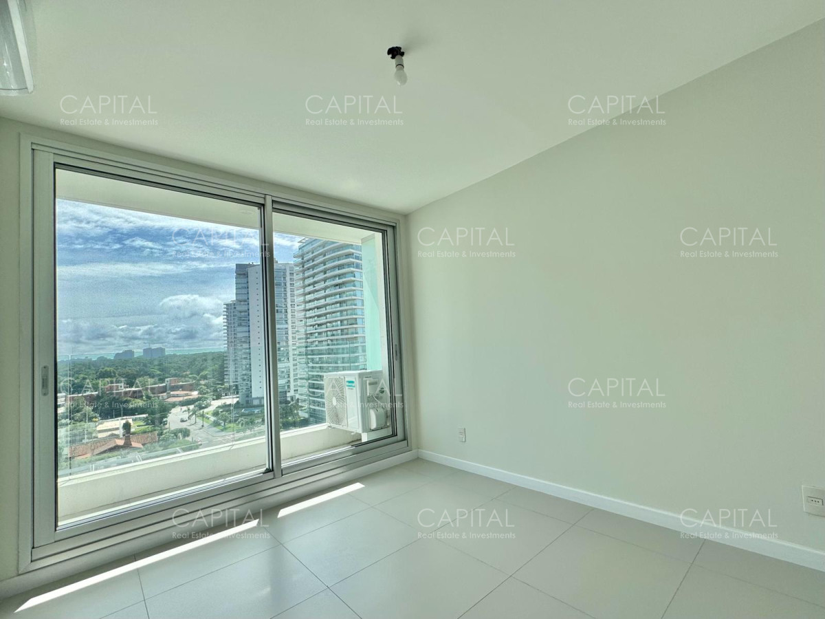 Apartamento ID.35992 - Saint Honore de un dormitorio en Venta, Apartamento frente al mar en playa mansa