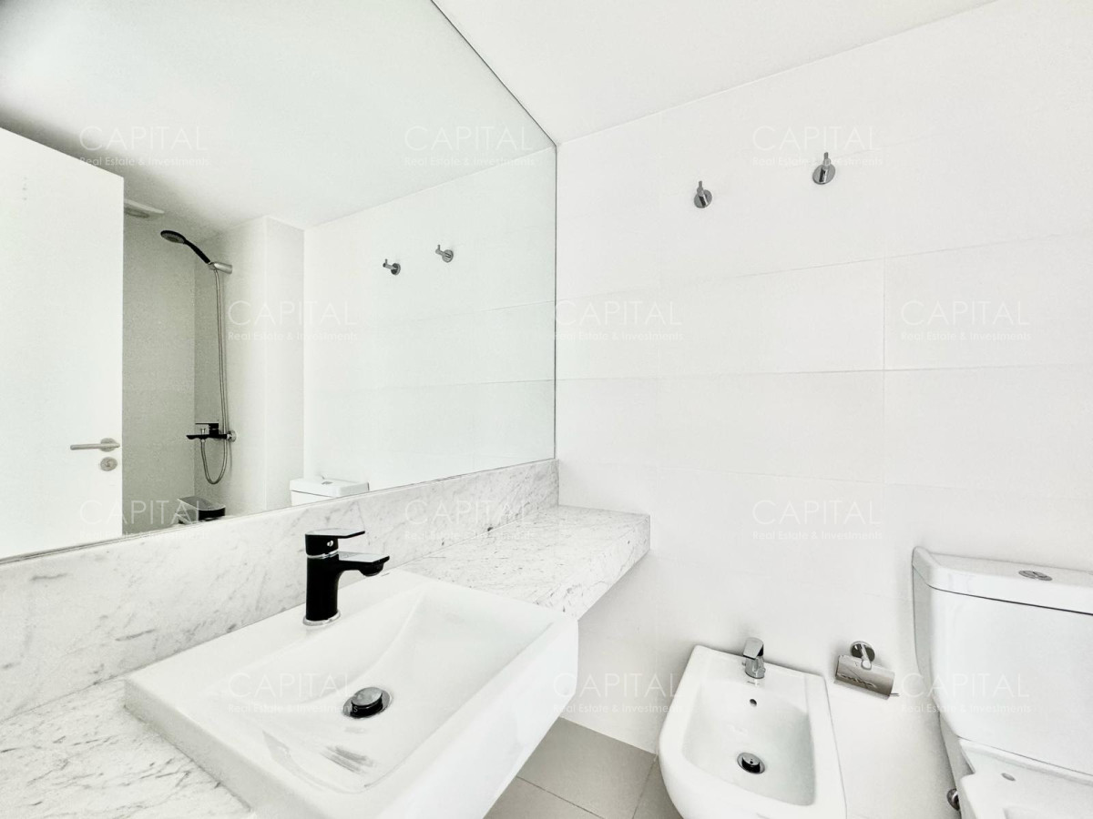 Apartamento ID.35992 - Saint Honore de un dormitorio en Venta, Apartamento frente al mar en playa mansa
