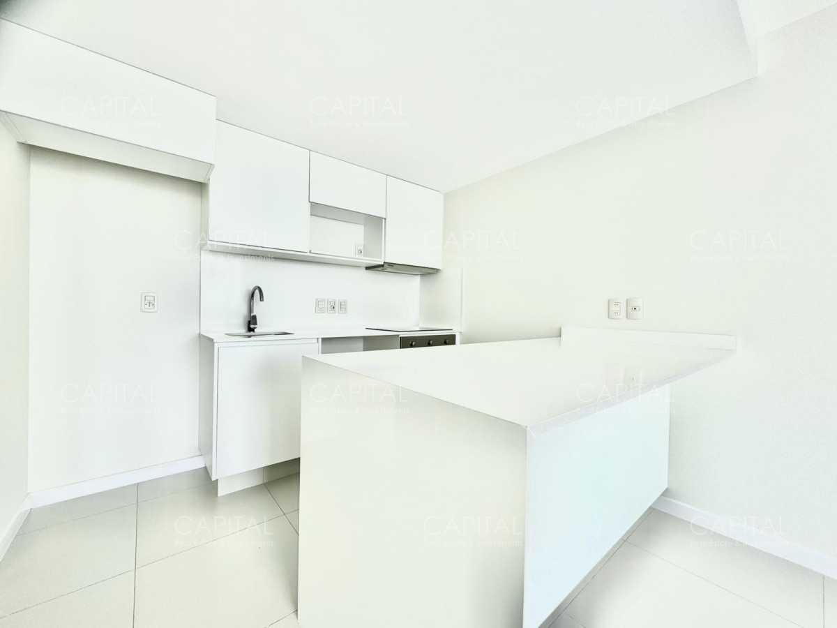 Apartamento ID.35992 - Saint Honore de un dormitorio en Venta, Apartamento frente al mar en playa mansa