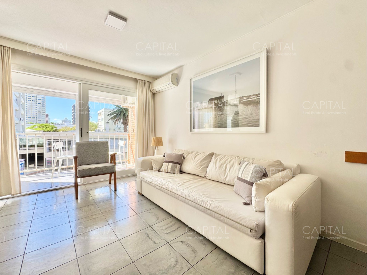 Apartamento ID.38132 - Apartamento de 1 Dormitorio en Venta Edificio Kennedy
