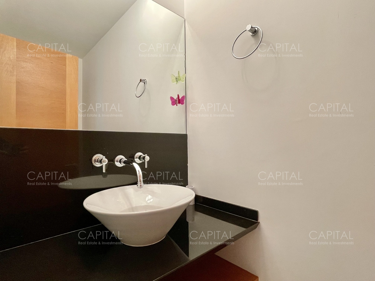 Apartamento ID.30388 - Apartamento de Dos dormitorios en Venta en Playa Mansa, Punta del Este