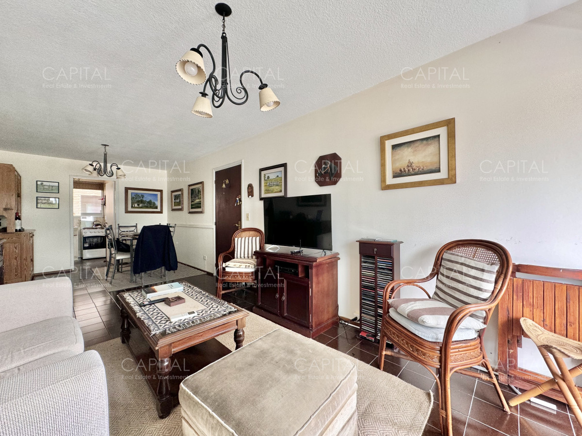 Apartamento de dos dormitorios en Playa Mansa, Punta del Este, foto 2