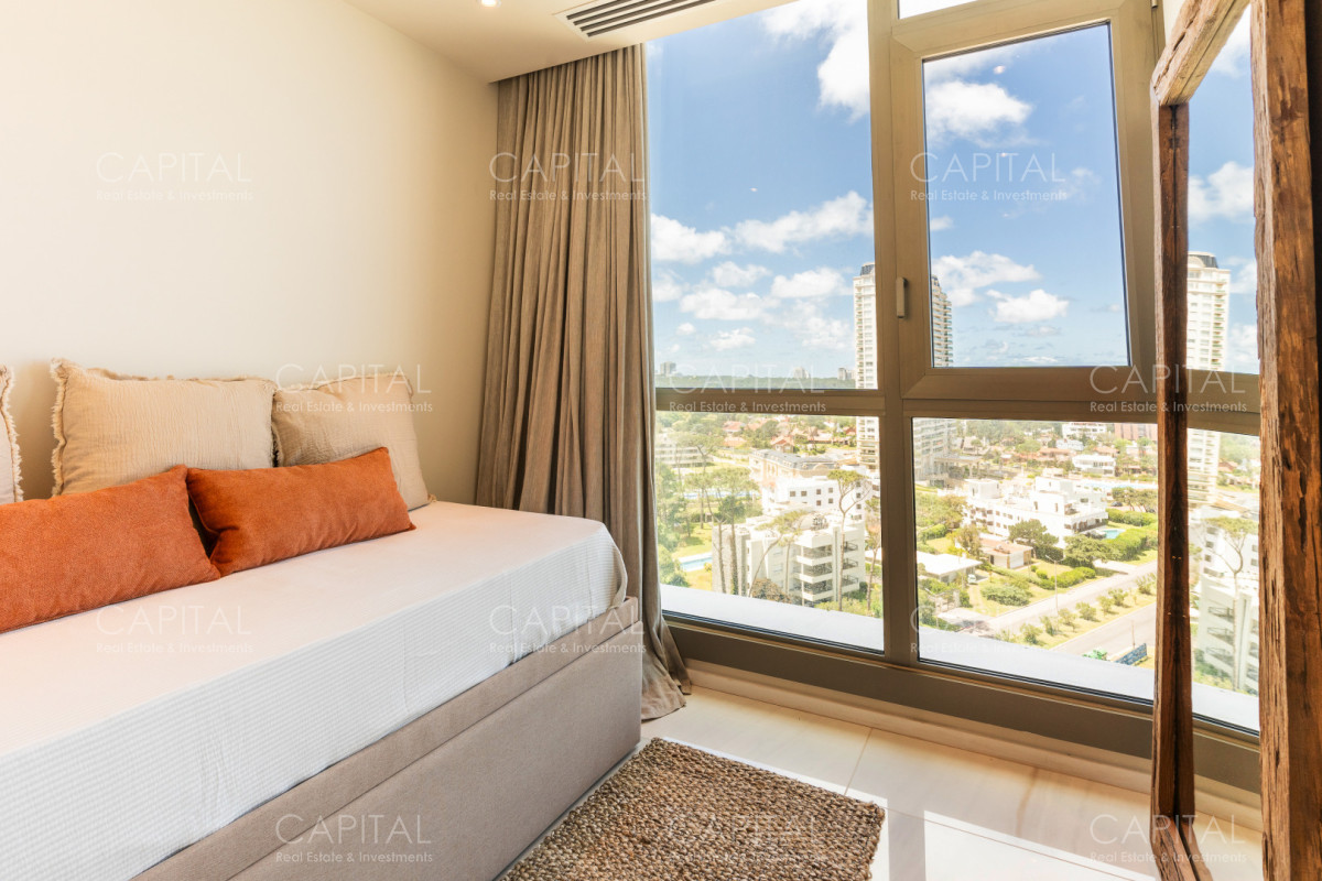 Apartamento ID.39387 - Fendi Chateau Departamento Primera Fila en Playa Mansa de Punta del este en Alquiler