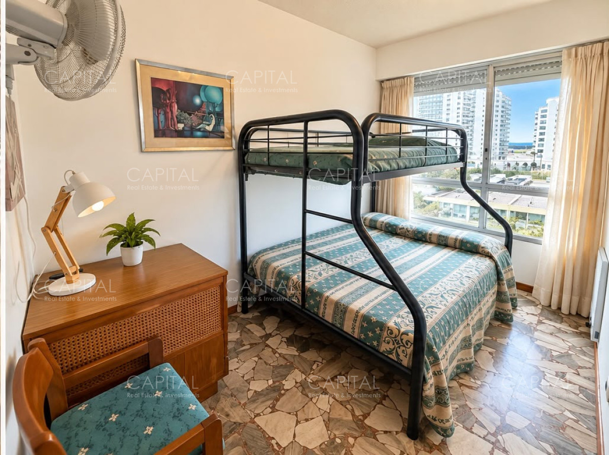 Apartamento ID.40884 - Departamento primera linea en venta Punta del Este-edificio malecón
