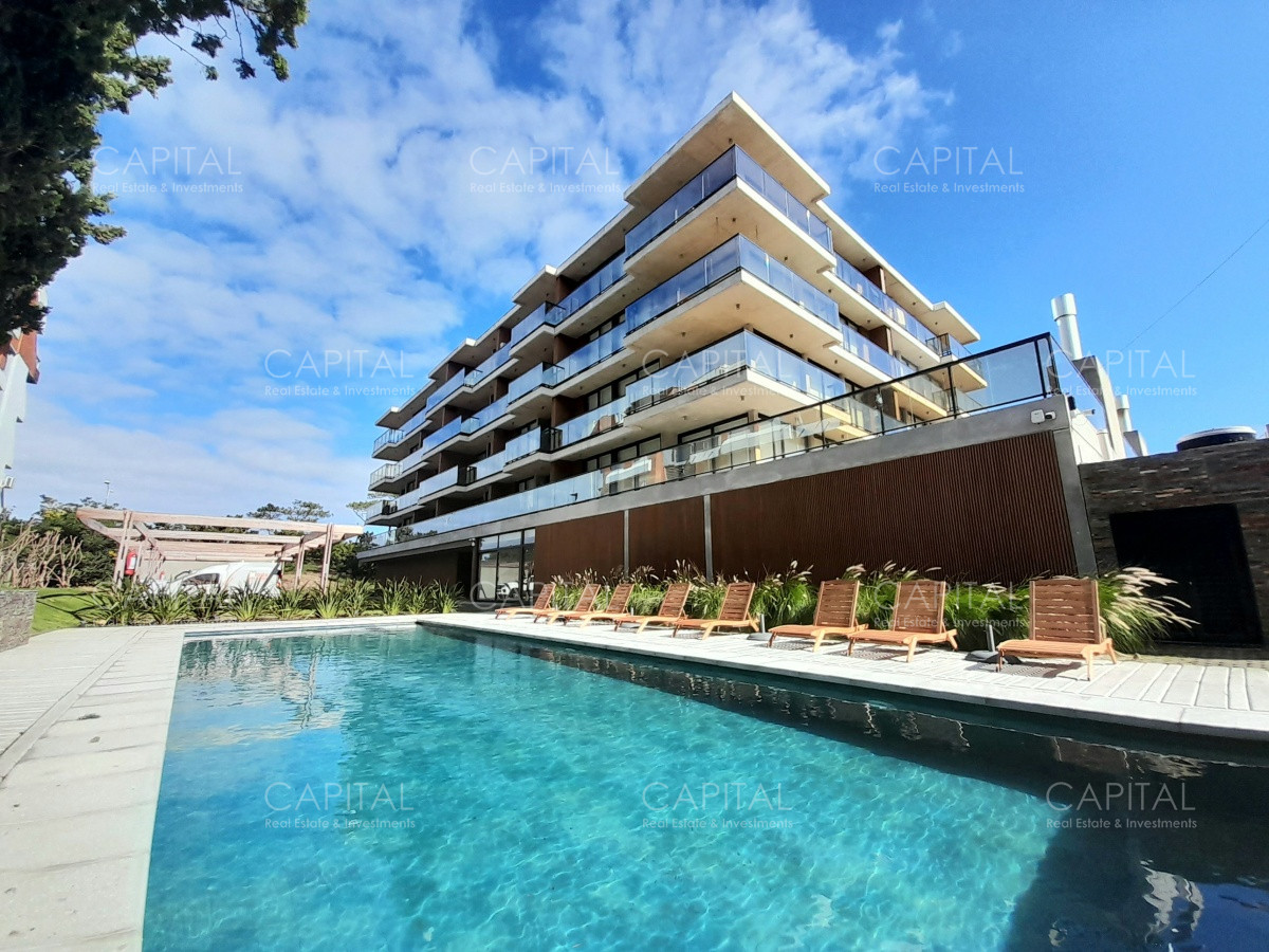 Apartamento ID.34182 - Apartamento de un dormitorio en Punta del Este, Playa Mansa en Alquiler Anual 
