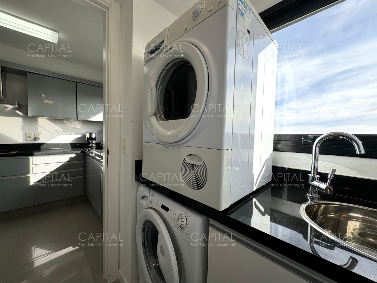 Apartamento ID.38714 - Pent-house en venta en Playa Brava Punta Del Este 