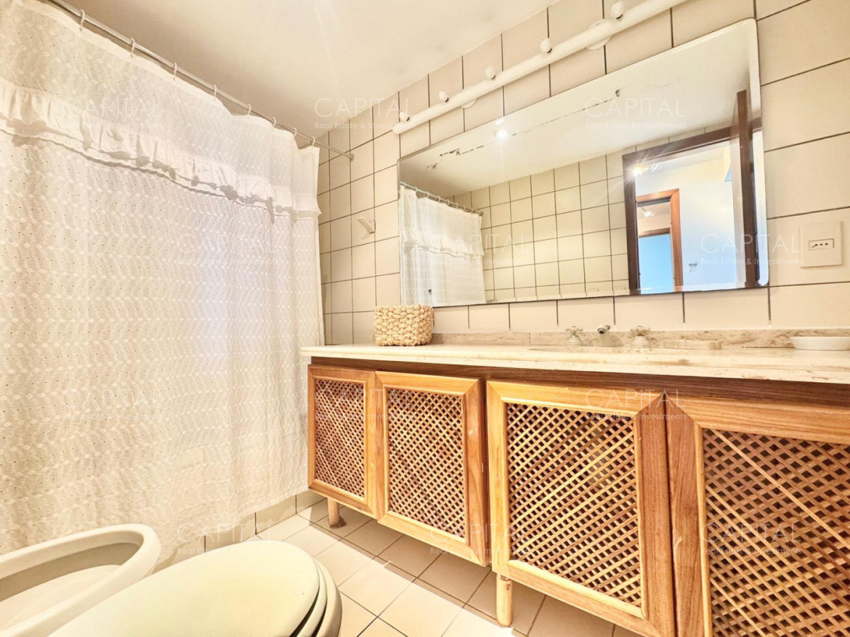 Apartamento ID.39449 - Apartamento en venta en Playa Mansa Punta del Este