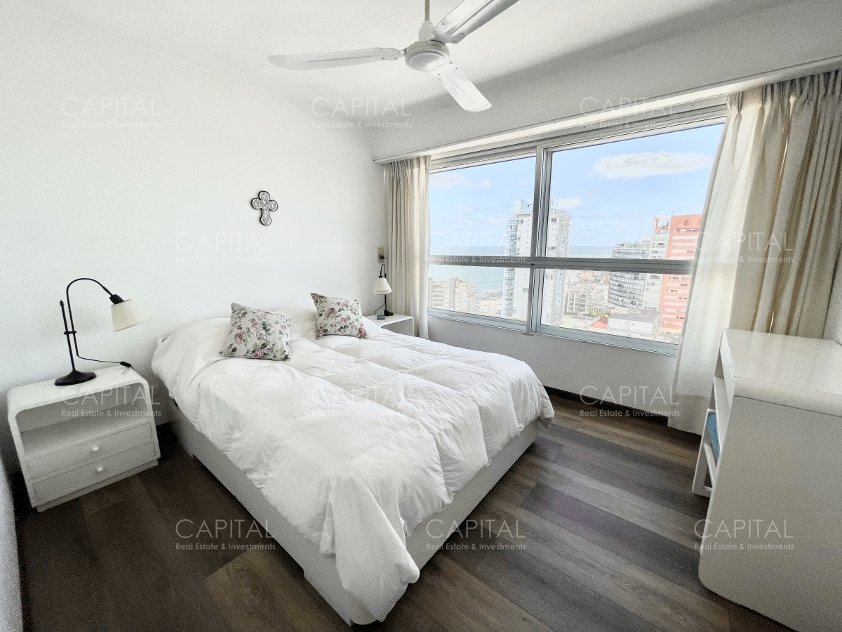 Apartamento ID.33467 - Fontemar Punta del Este Apartamento de 4 dormitorios con vista al puerto en venta