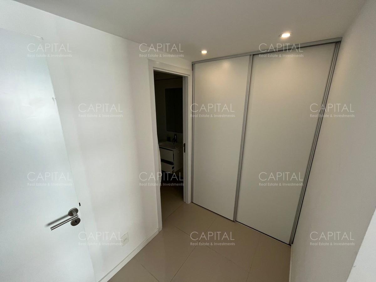 Apartamento ID.38247 - Apartamento en Venta, Edificio Esmeralda, Playa Brava, Punta del Este