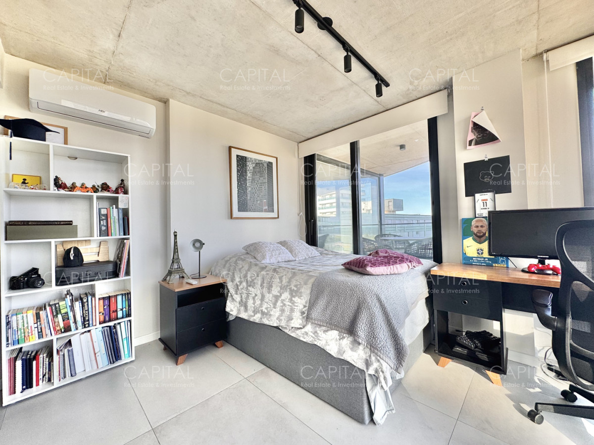 Apartamento ID.40602 - Departamento Esquinero de 2 Dormitorios en Punta del Este con Vista al Mar