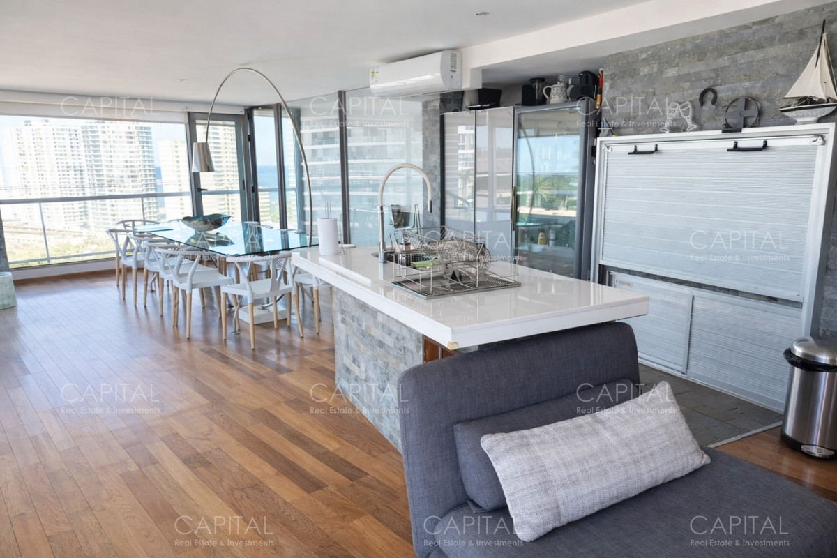 Apartamento ID.39686 - Penthouse en Venta zona brava