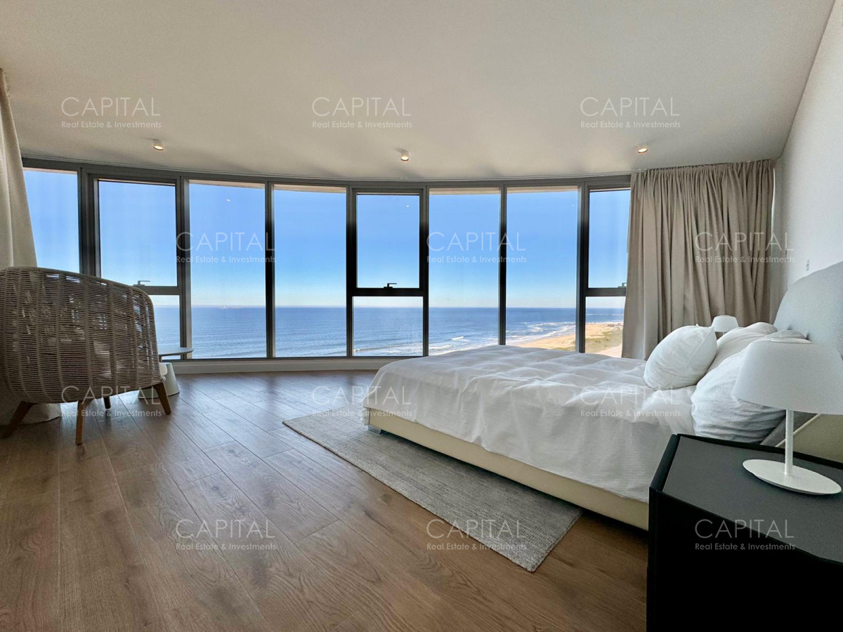 Apartamento ID.36643 - Apartamento esquinero de tres y dependencia piso alto en Trump Tower en Venta