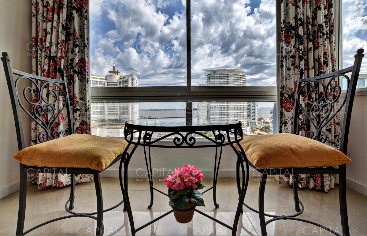 Apartamento ID.27073 - Casino Tower Departamento en Venta