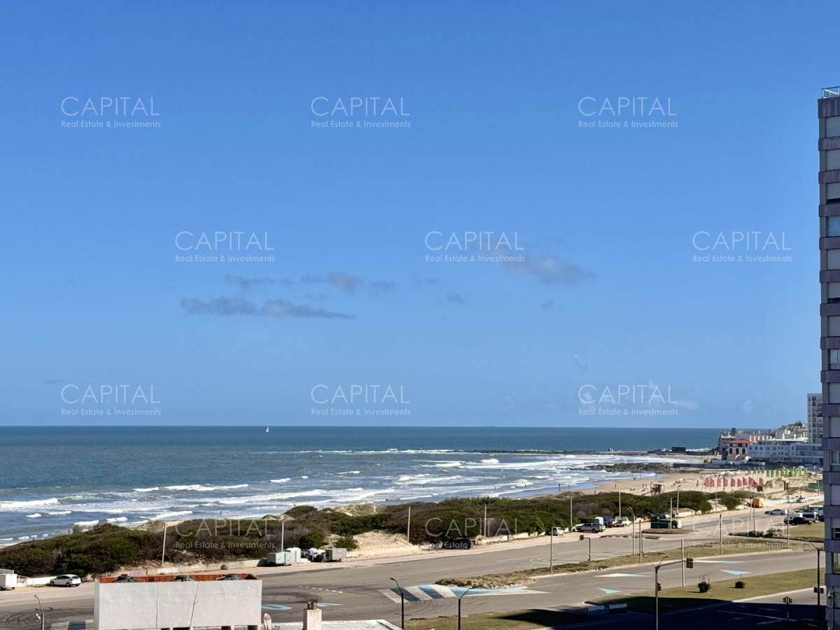 Apartamento ID.39840 - Apartamento de dos dormitorios con vista al Mar en Playa Brava, Punta del Este.