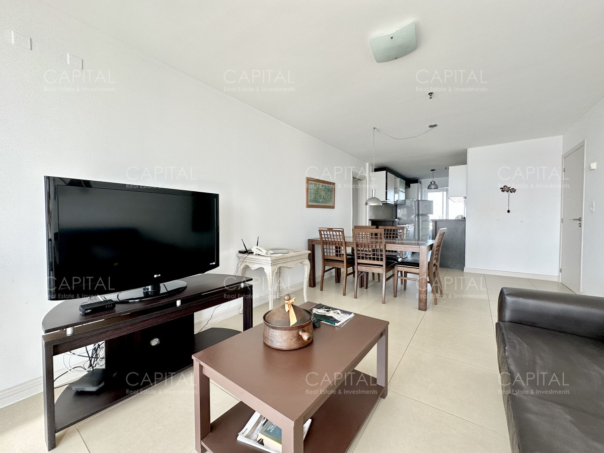 Apartamento ID.34912 - Apartamento de dos dormitorios con parrillero en venta Playa Mansa.