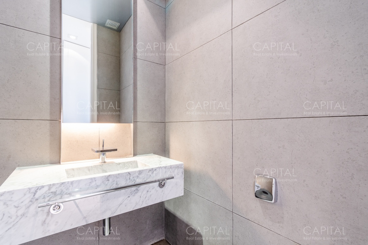 Apartamento ID.30146 - Excelente Apartamento en Acqua Punta del Este Tres suites en Venta en Primera línea, Playa Brava