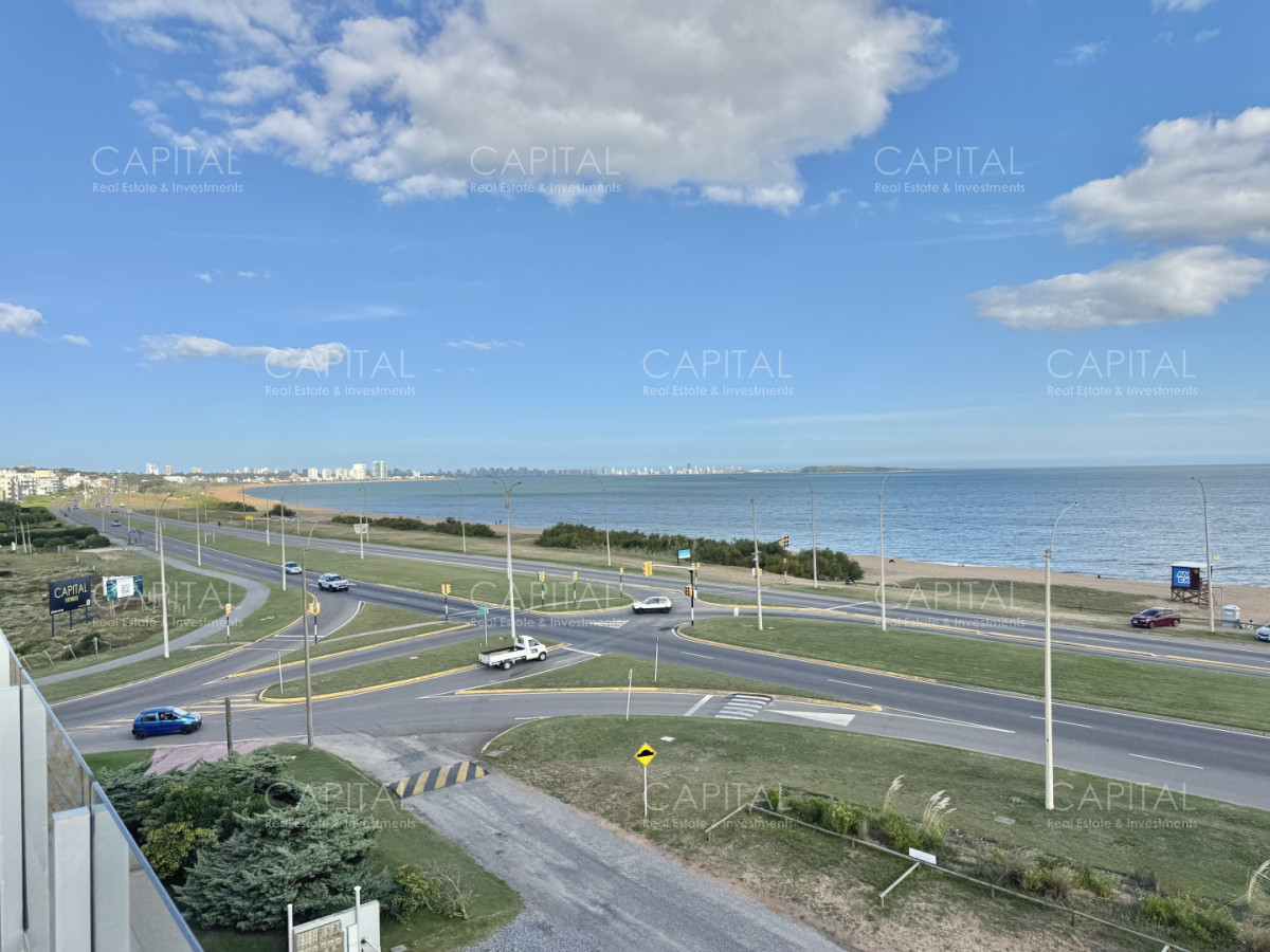 Apartamento ID.39886 - Apartamento duplex frente al mar en playa mansa en venta