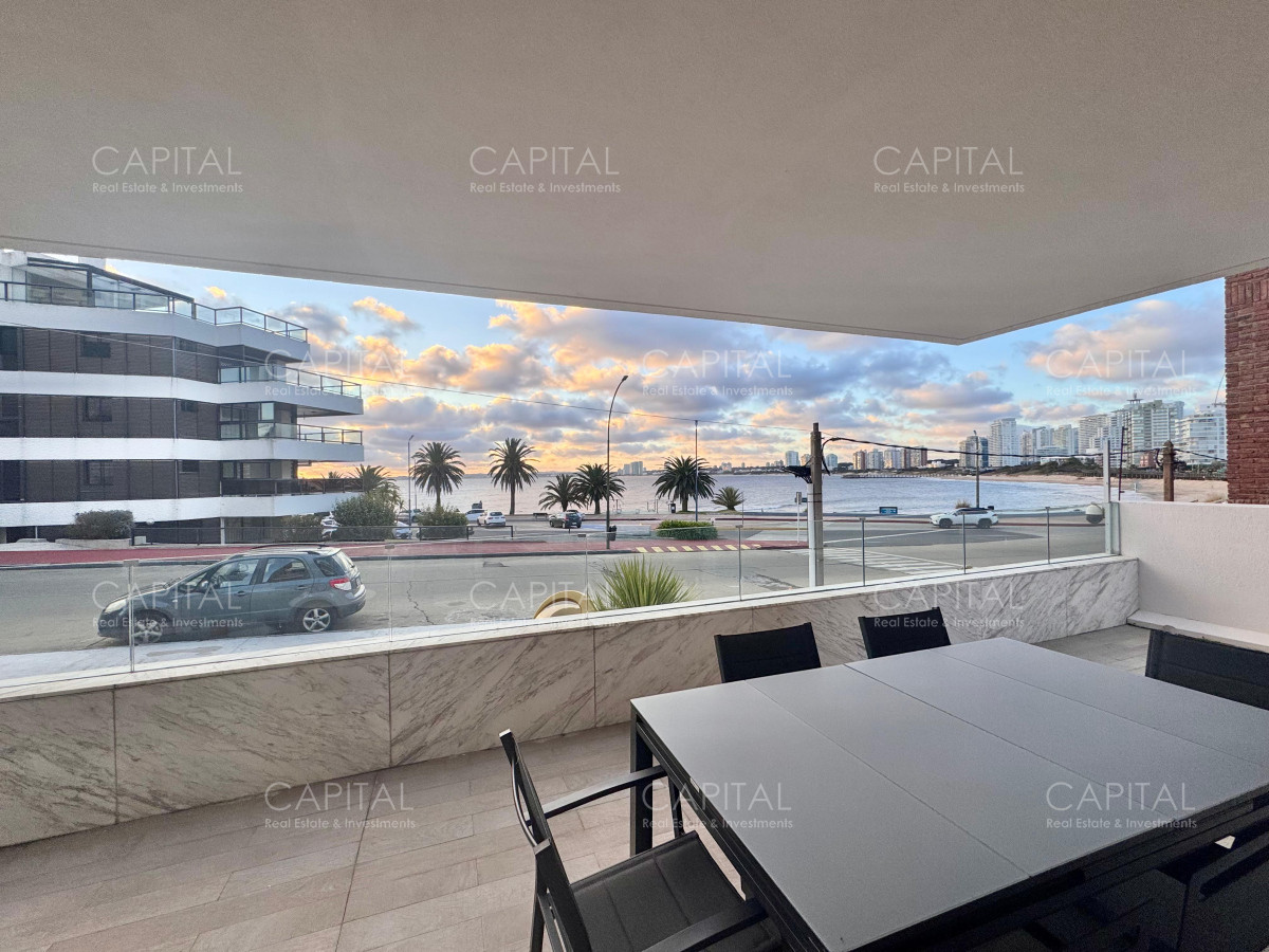 Apartamento ID.29222 - Apartamento en Venta Frente al Mar Punta del Este Cuatro dormitorios