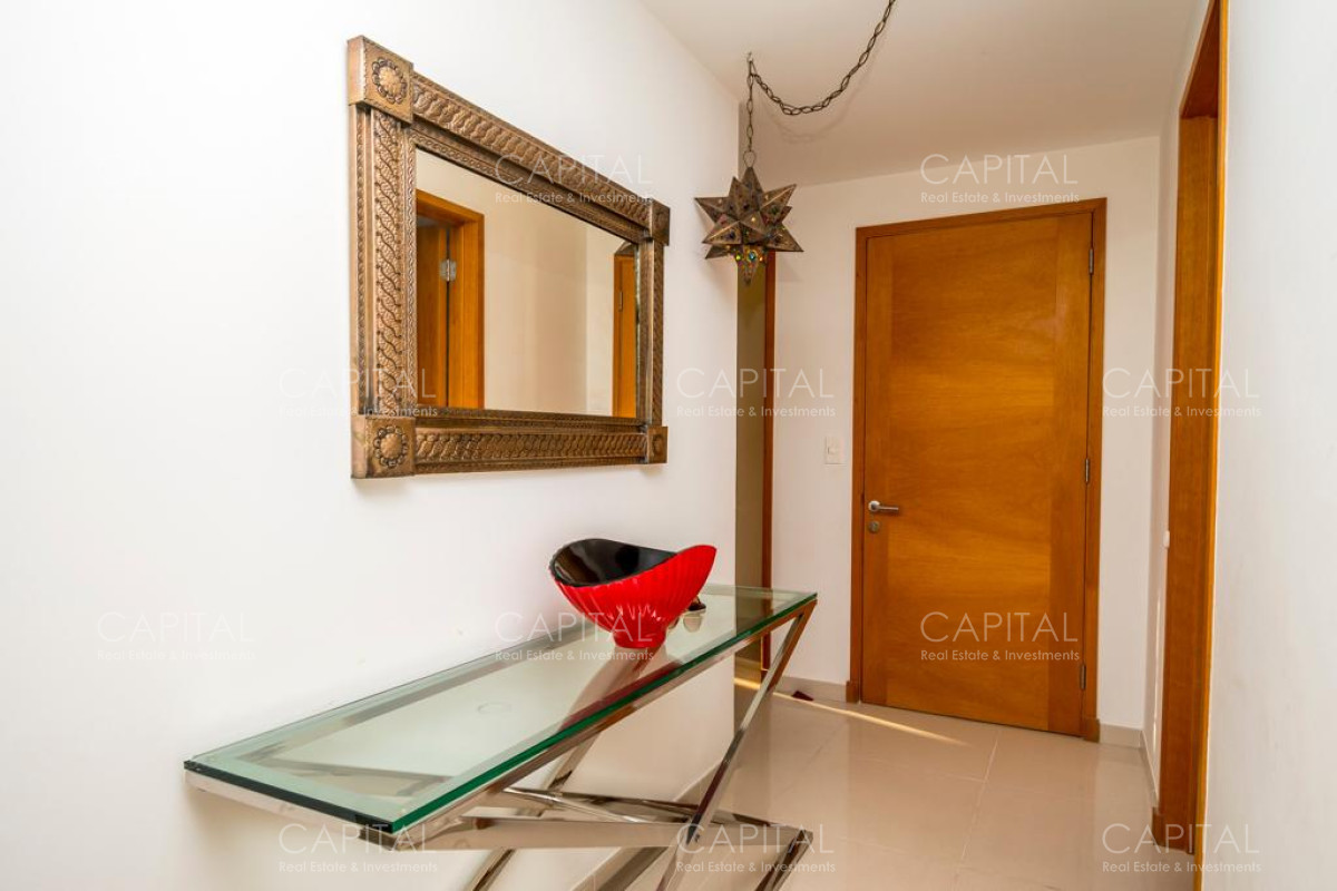 Apartamento ID.27455 - Apartamento de tres dormitorios y dependencia de servicio en venta, Playa Mansa Punta del Este