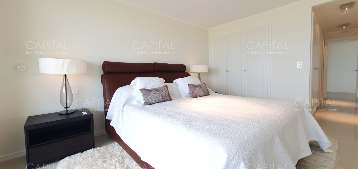 Apartamento ID.32278 - Venta departamento frente al mar tres dormitorios mas dependencia Playa Brava Punta del Este