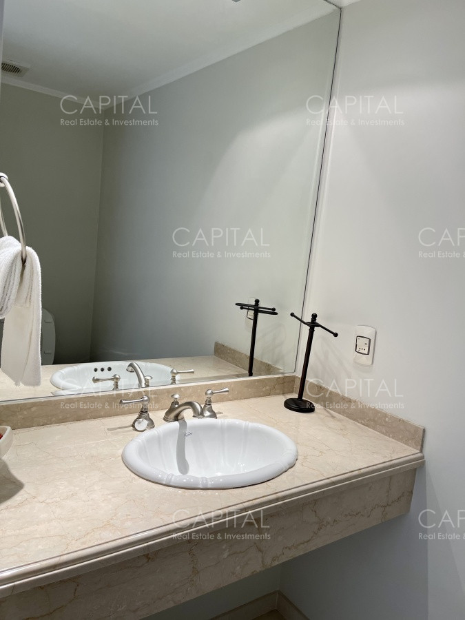 Apartamento ID.31040 - Venta de apartamento esquinero Le Jardin Punta del Este