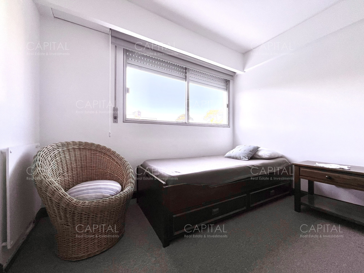 Apartamento ID.38558 - Apartamento 3 Dormitorios en Venta Primera linea Playa Mansa.