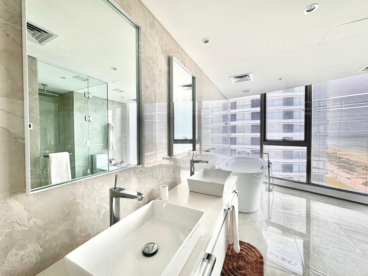 Apartamento ID.34282 - Trump Tower en Venta Apartamento primera linea de tres dormitorios en Playa Brava,Punta del Este  