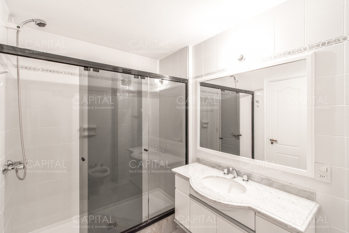 Apartamento ID.25806 - Apartamento en venta en Playa Mansa - Punta del Este