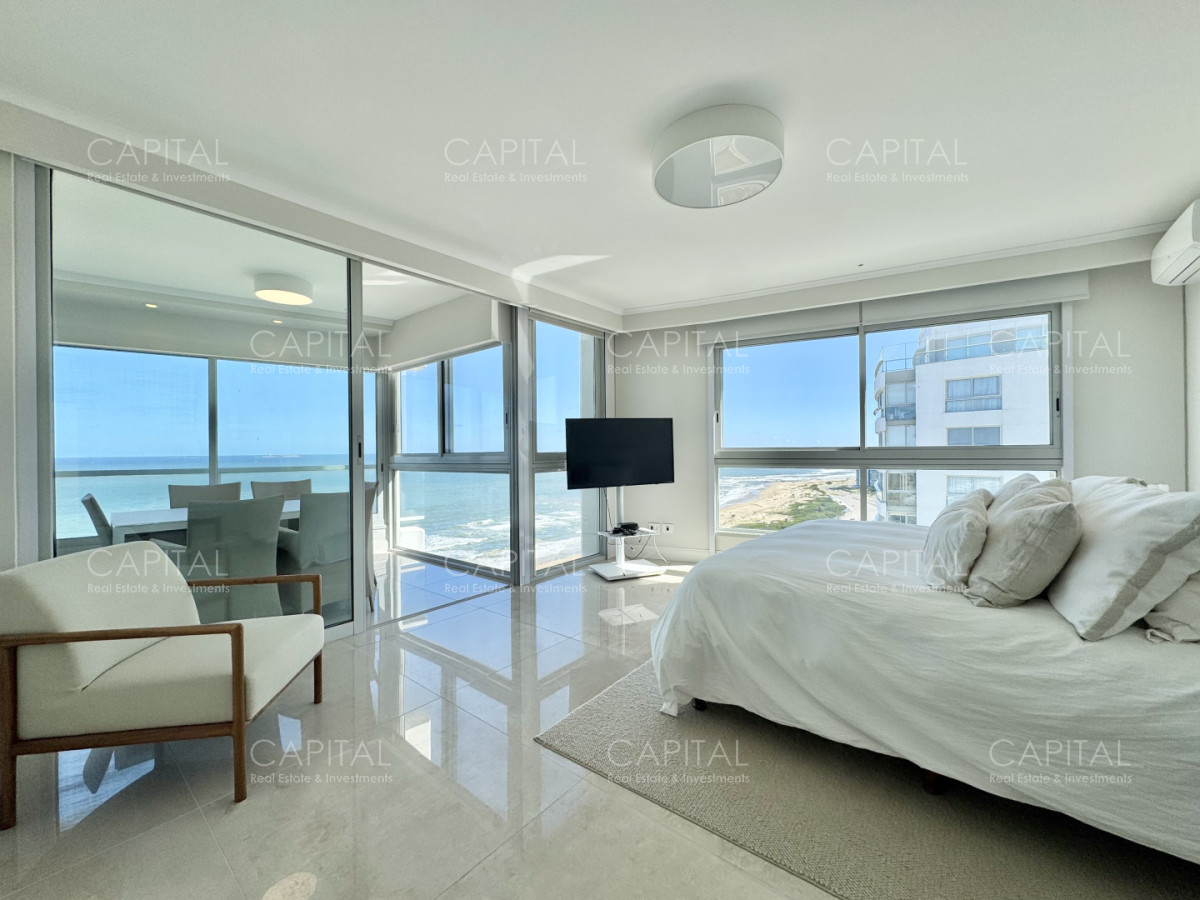 Apartamento ID.39295 - Le Parc esquinero piso alto en playa brava en venta