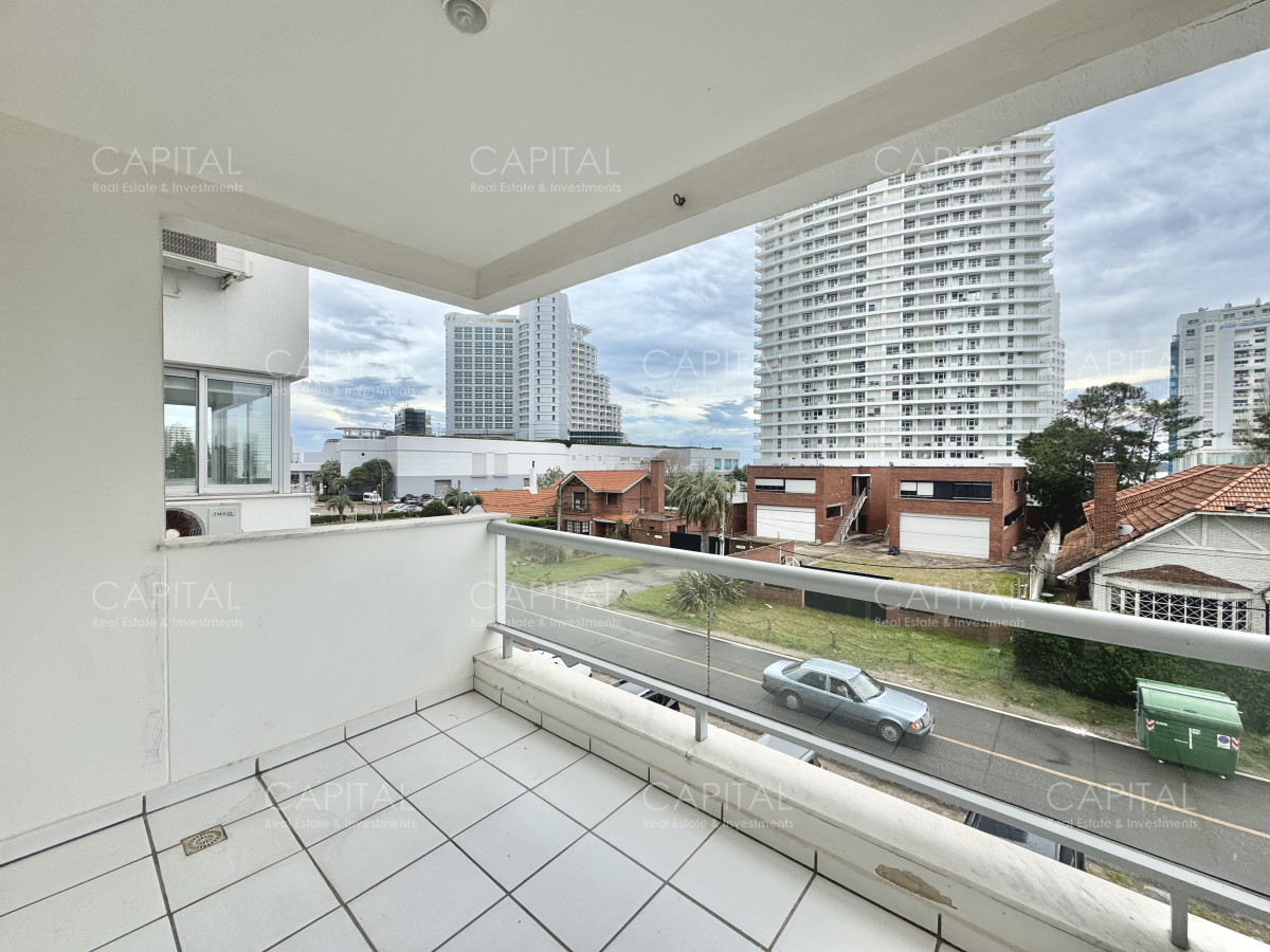 Apartamento ID.39013 - Apartamento de 2 dormitorios en venta en playa mansa