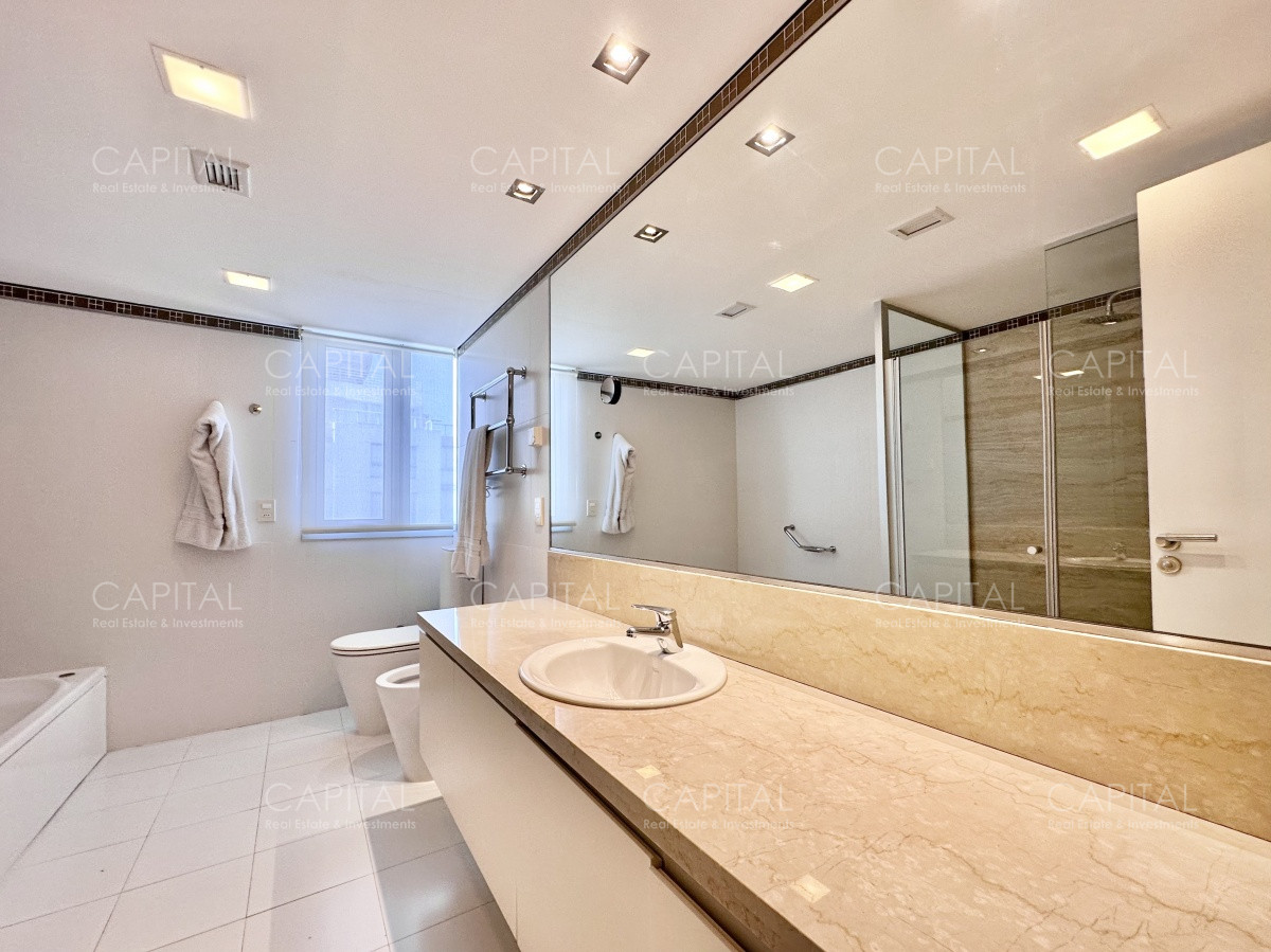 Apartamento ID.34457 - Le Parc Punta del Este Unificado en Venta 