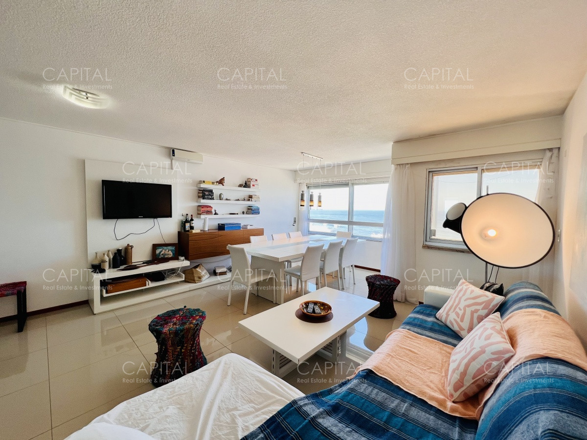 Apartamento ID.25978 - Muy lindo apartamento de tres dormitorios con vista a la Brava en venta