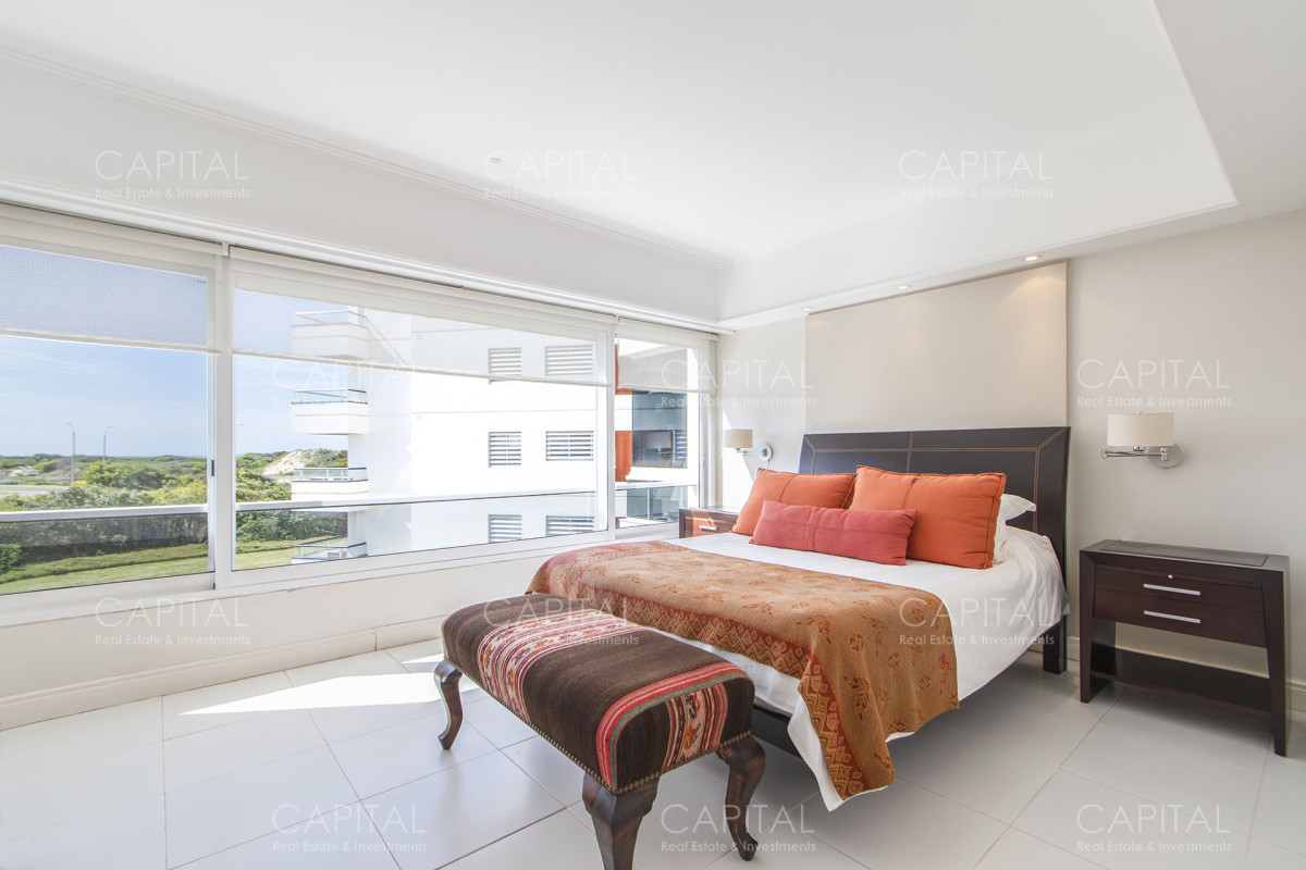 Apartamento ID.35180 - Apartamento en Venta 3 Suites + Dependencia en Primera Linea Brava