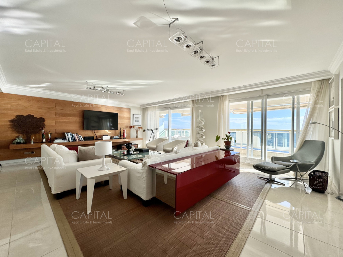 Apartamento ID.39811 - Apartamento Unificado en venta, Torre Le Jardin, Playa Mansa, Punta del Este.