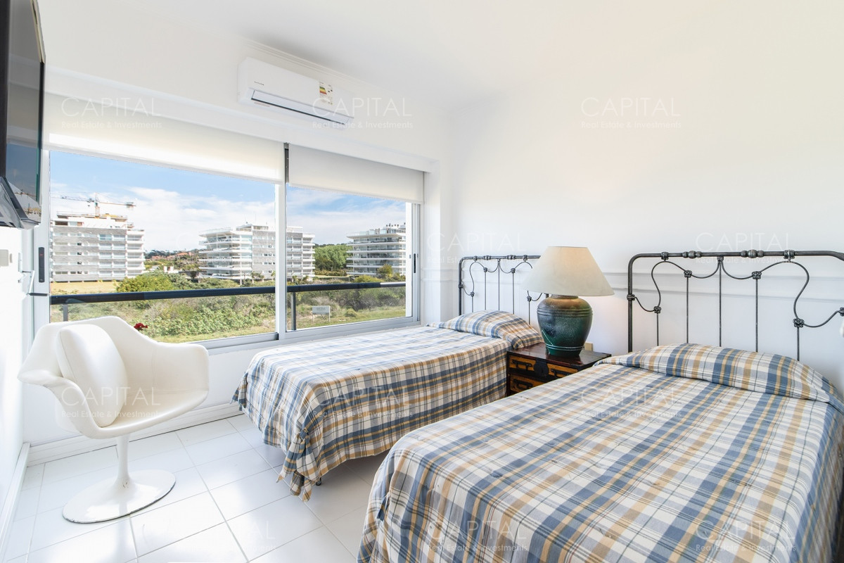 Apartamento ID.35179 - Apartamento en venta en primera línea Playa Brava
